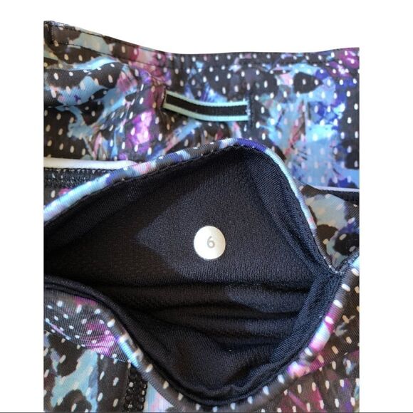 Lululemon Run Inspire Tight Multi-Floral Crops EUC - Picture 11 of 14